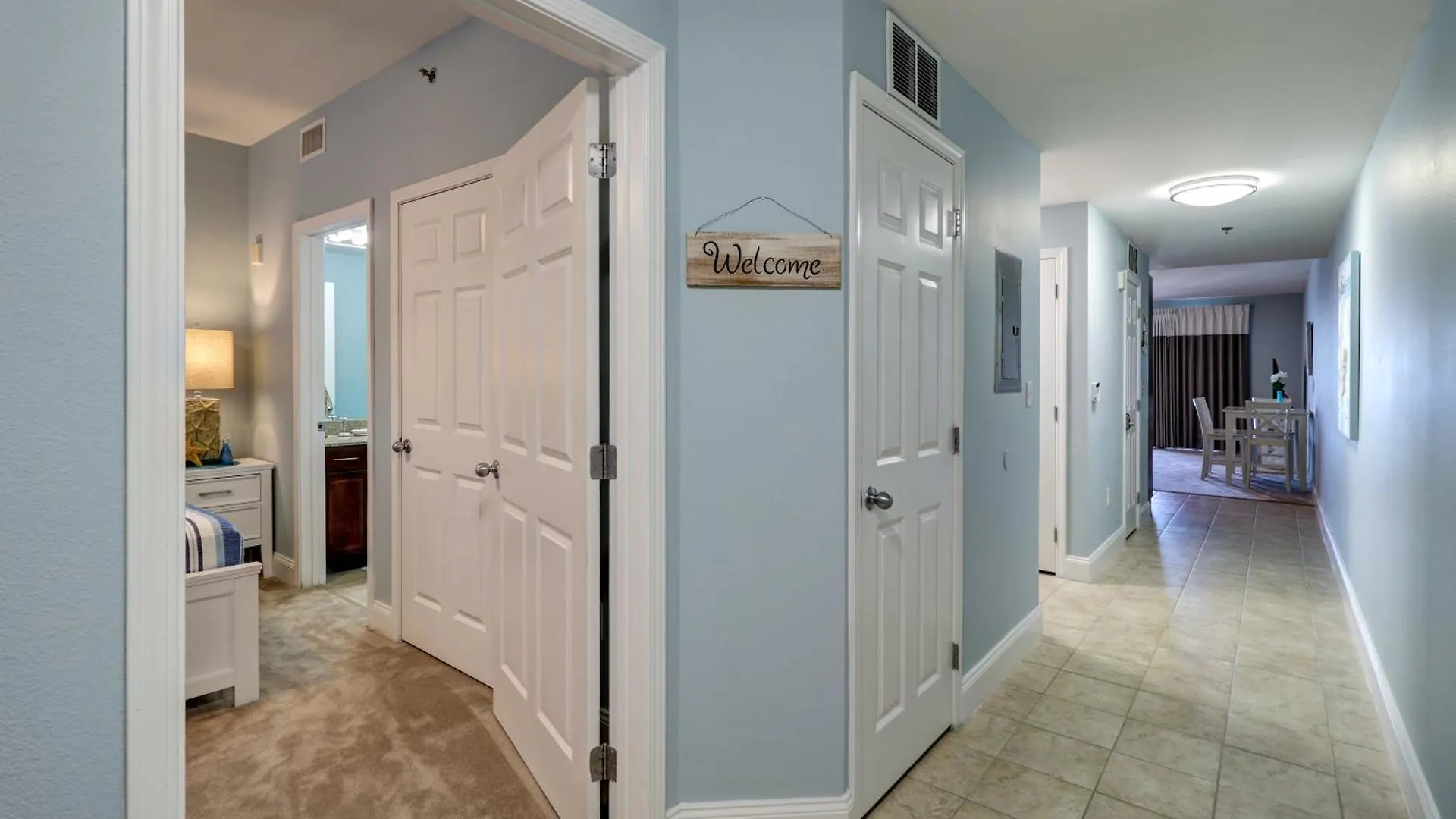 Gorgeous 1-Bed 2-Bath Condo With Gulf View! Pools On-Site! Walk To The Beach! Panama City Beach