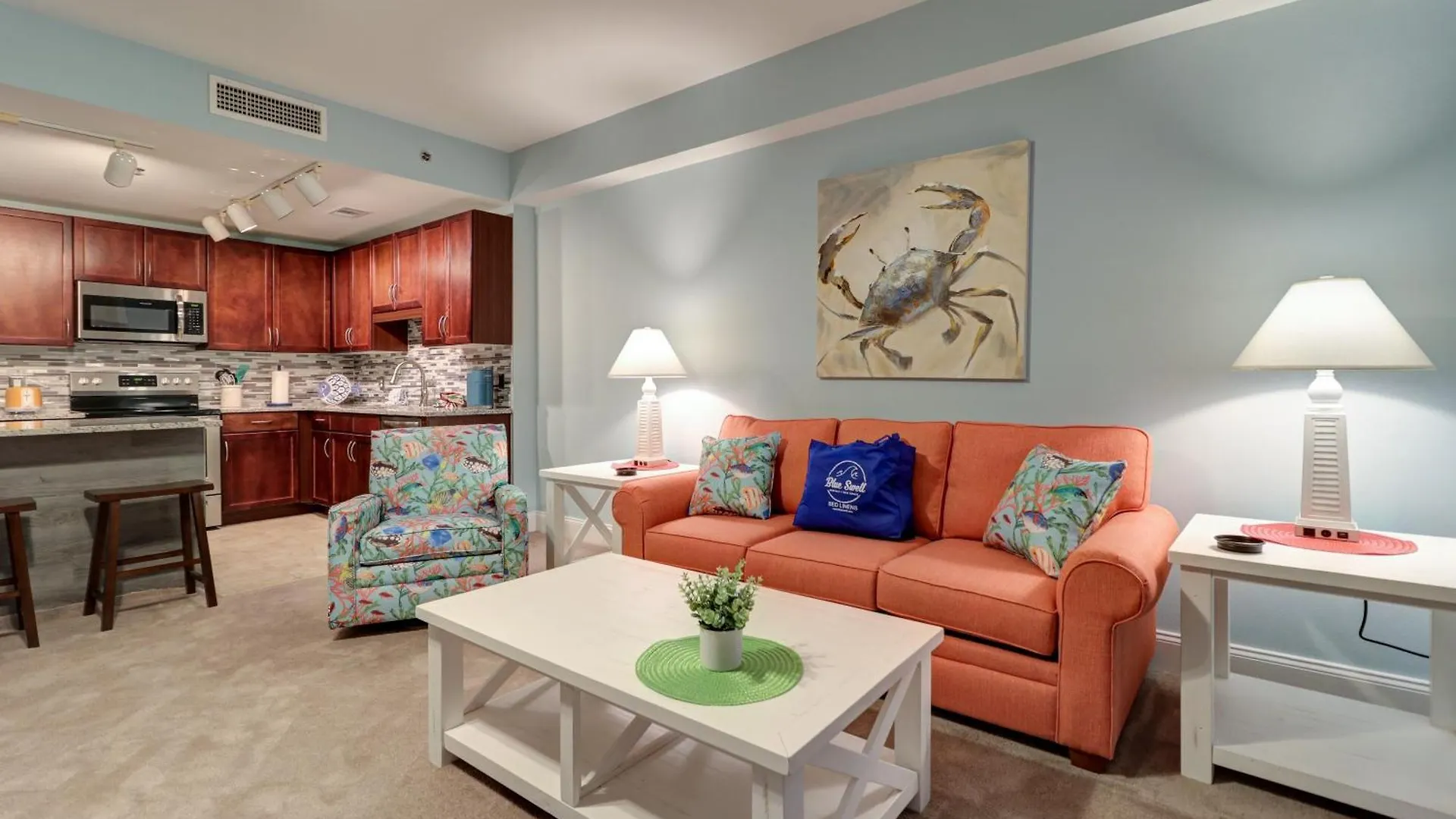 Gorgeous 1-Bed 2-Bath Condo With Gulf View! Pools On-Site! Walk To The Beach! Panama City Beach 0*,